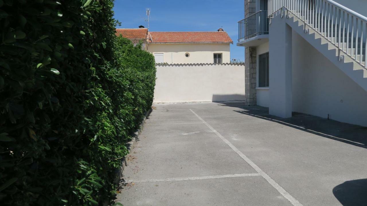 Front De Double Terrasse Appartement *